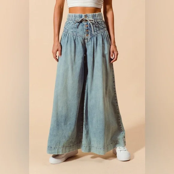 Light wash wood button drawstring waist wide leg flare boho bohemian jeans - Picture 6 of 8